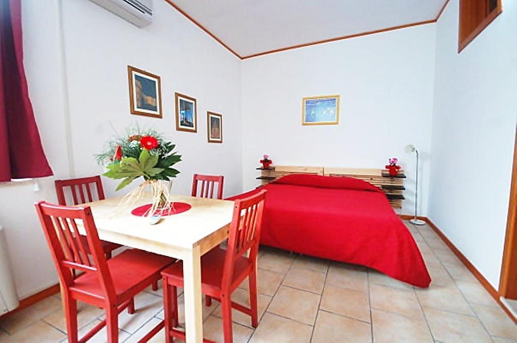 לצ'ה Hotel Residence Lupiae מראה חיצוני תמונה