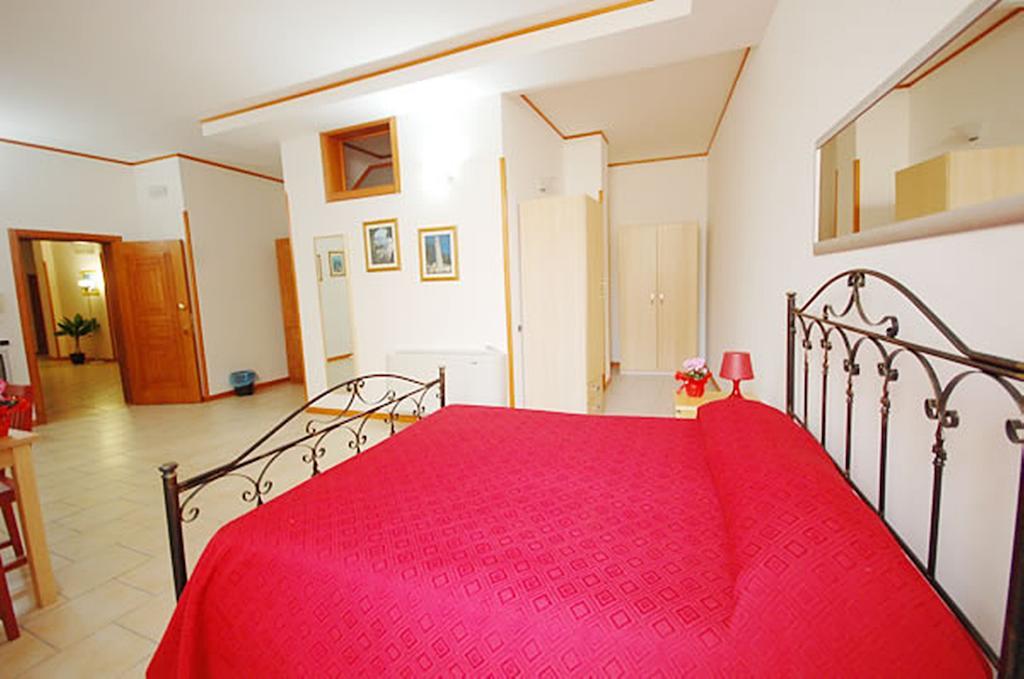 לצ'ה Hotel Residence Lupiae חדר תמונה