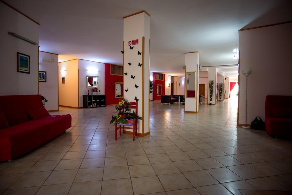 לצ'ה Hotel Residence Lupiae מראה חיצוני תמונה