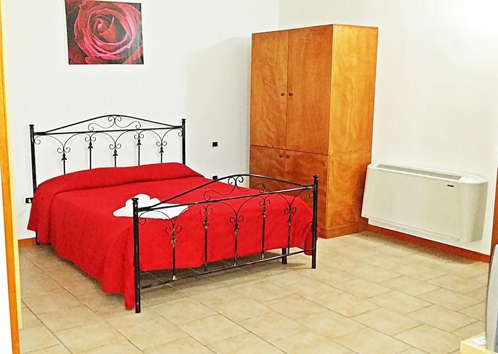 לצ'ה Hotel Residence Lupiae חדר תמונה