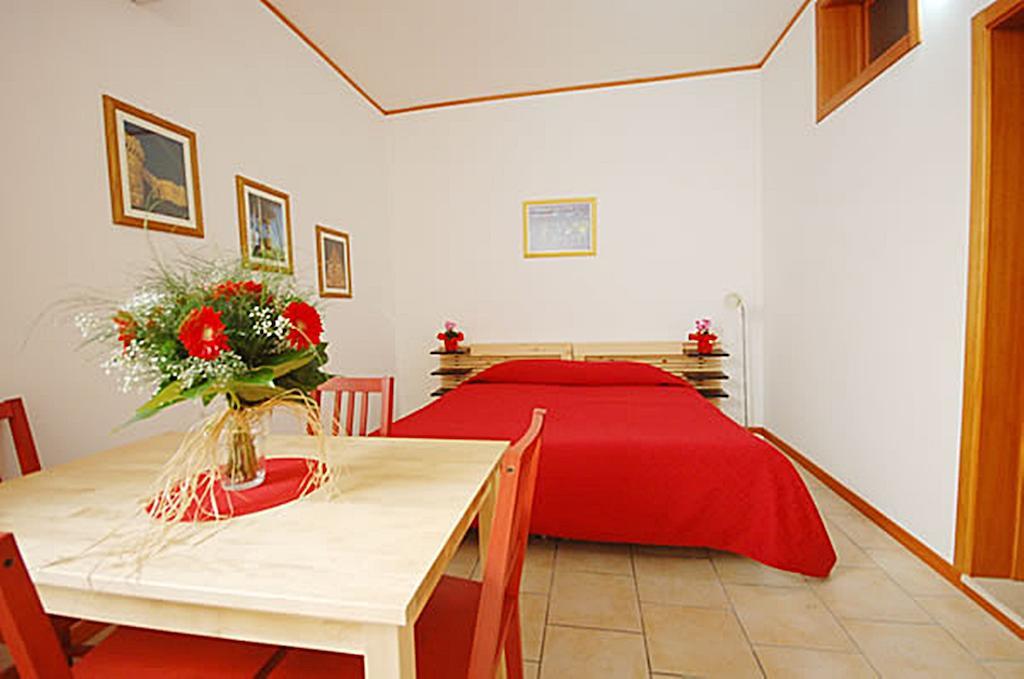 לצ'ה Hotel Residence Lupiae חדר תמונה