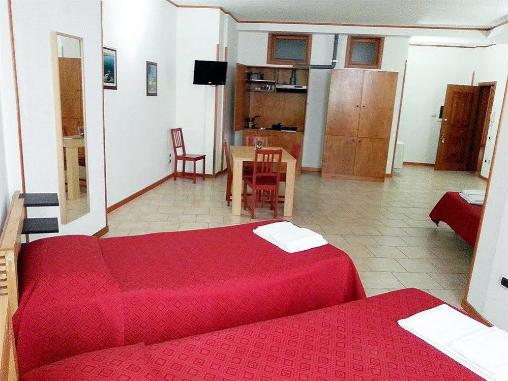 לצ'ה Hotel Residence Lupiae מראה חיצוני תמונה